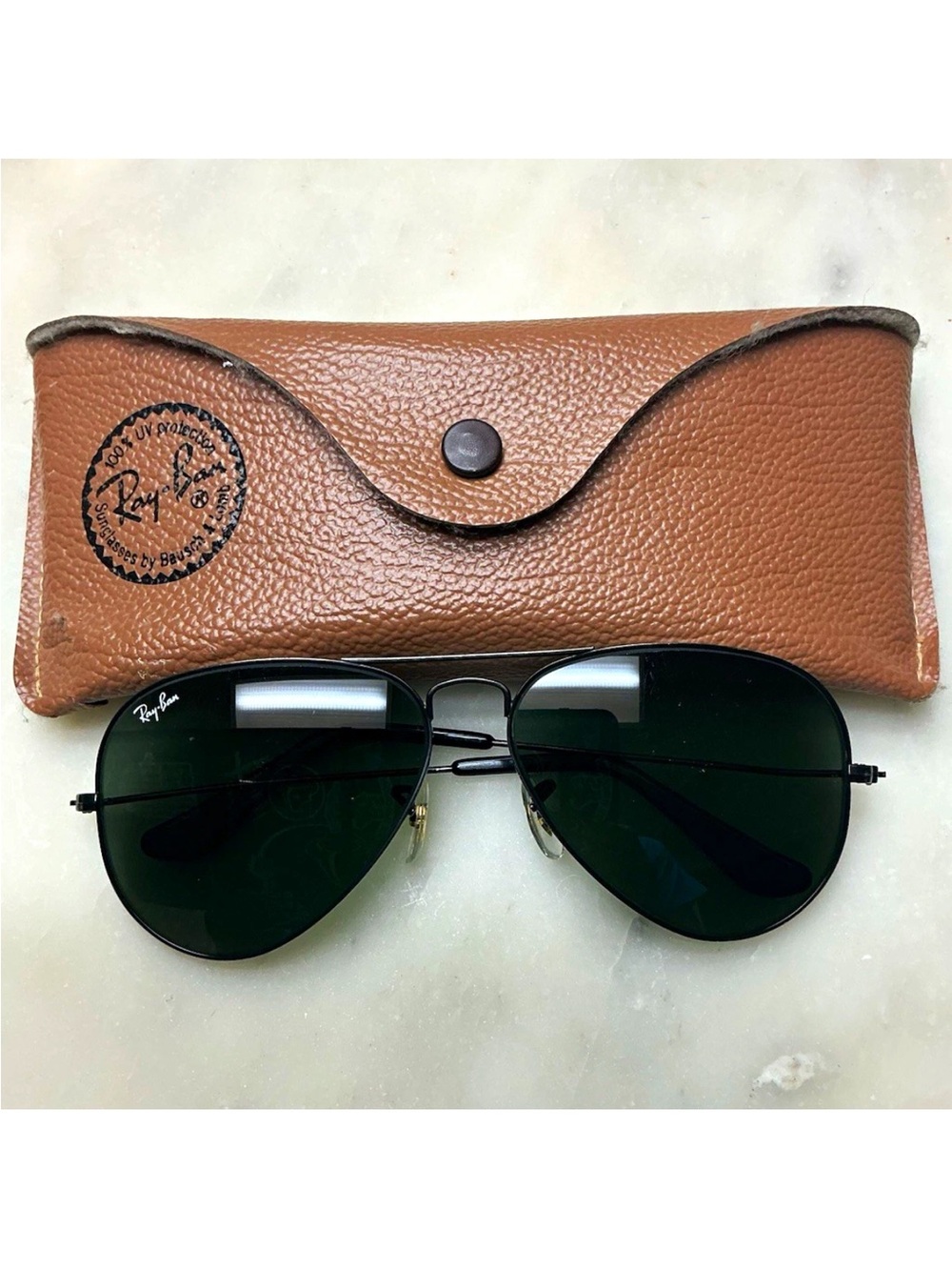 Ray-Ban Men’s Aviator Sunglasses with Brown Case - Black/Green